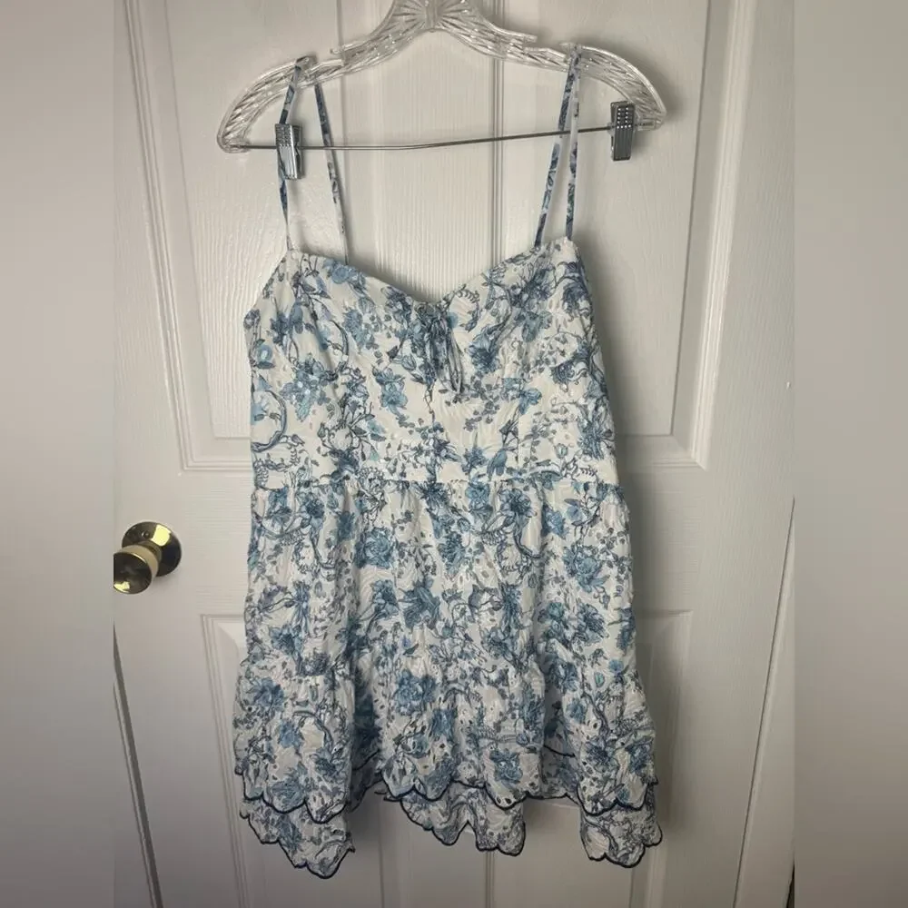 Alice + Olivia Daisy Mini Dress in Blue Je L'adore Spring Sky 14